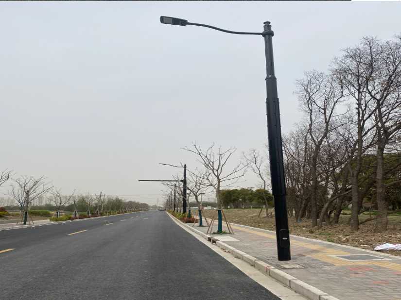 都兰县上海综合杆 太阳能路灯工程